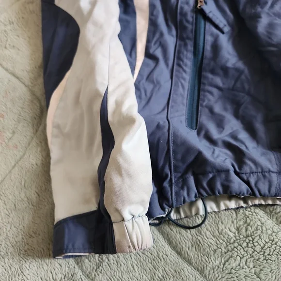 Columbia Jacket - Picture 3 of 9